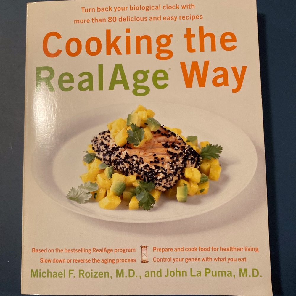 Cooking the RealAge Way Cookbook - Picture 1 of 2
